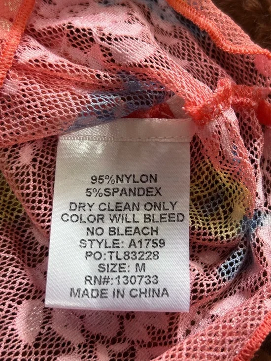 Umgee Coral Floral Lace Mock Neck Long Sleeve Top-Medium-NWOT - Picture 8 of 10